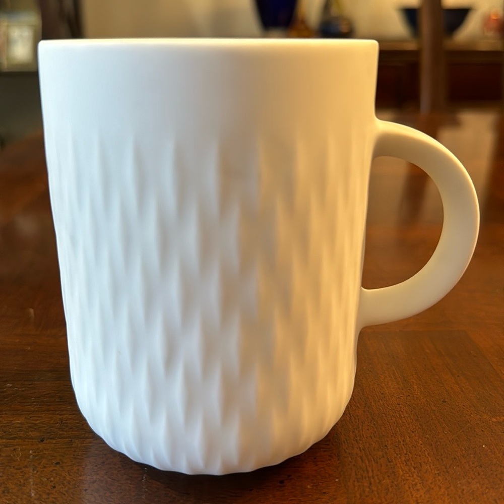 Nespresso x Fusalp 2023 Limited Edition Festive Coffee Mug Matte White 12 fl oz